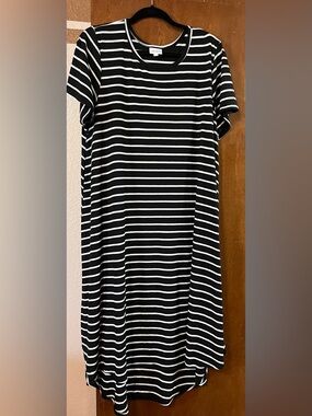 LuLaRoe Carly Black and White Striped Rib Knit Dress